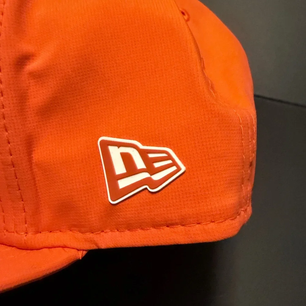 New Era Denver Broncos Hat Men 7 3/8 Orange New 2025 NFL Sideline 59FIFTY Fitted